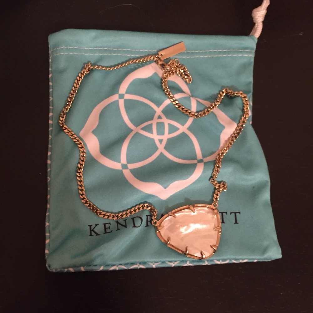 Kendra Scott Necklace